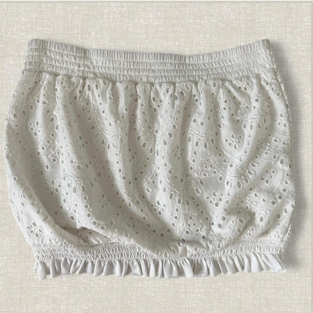 Anthropologie White Eyelet Smocked Tube Top Strapless Ruffle Hem Small